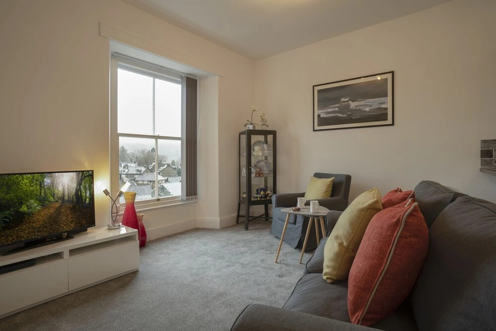 Top of the Bank Apartment