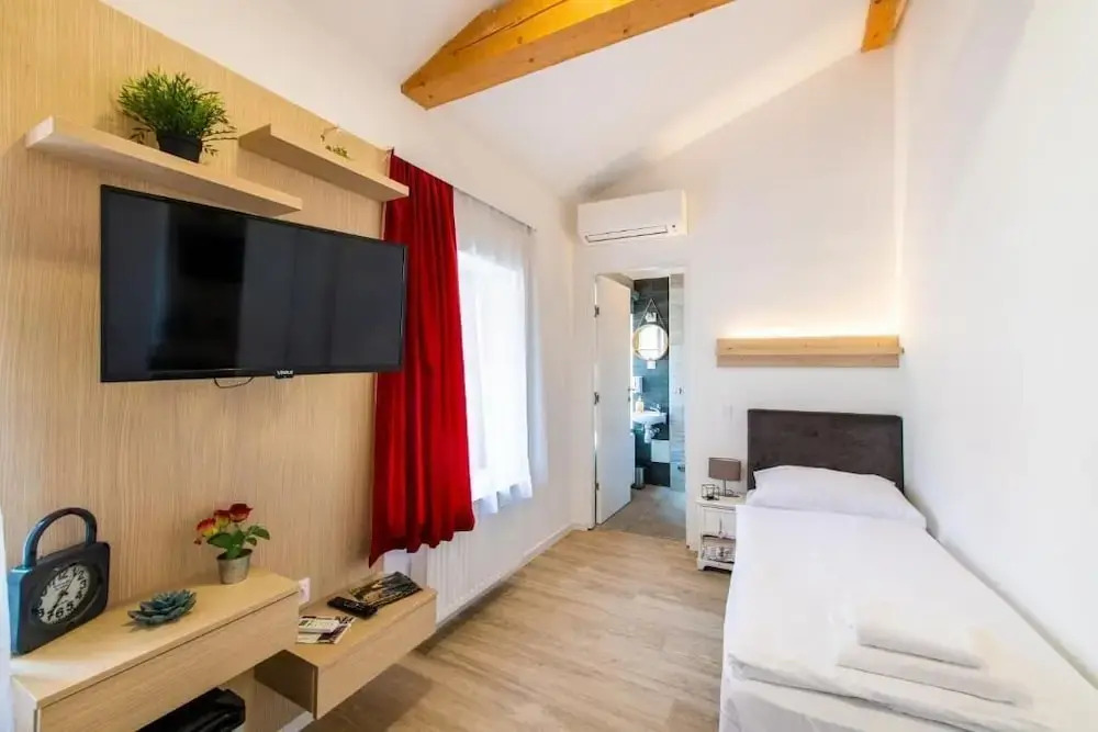 City Rooms OS