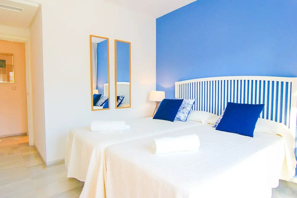 Oleholidays Jardines de Puerto Banús Centro 50 m. Playa