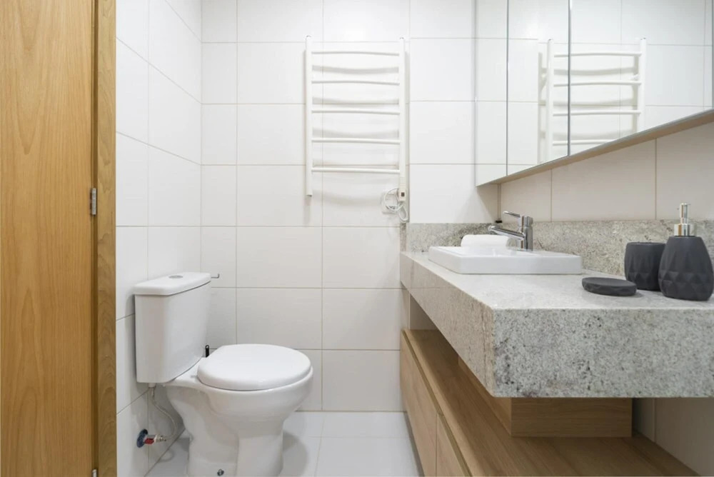 Maravilhoso e Luxuoso Apto Central Acomoda at 6 h Spedes