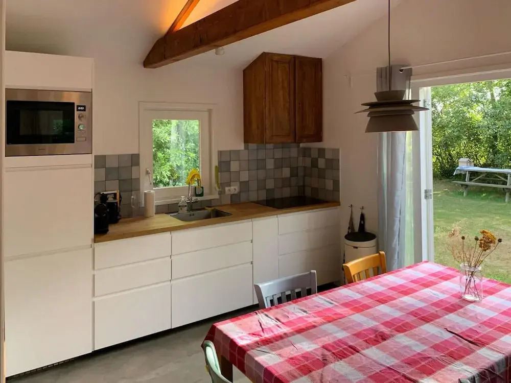 Renovated Bungalow With Garden for Families