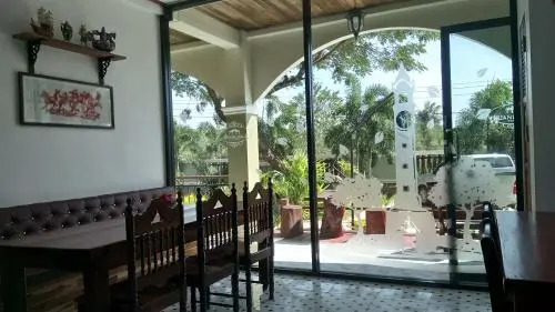 โรงแรมวรัญญูเฮ้าส์ & รีสอร์ท