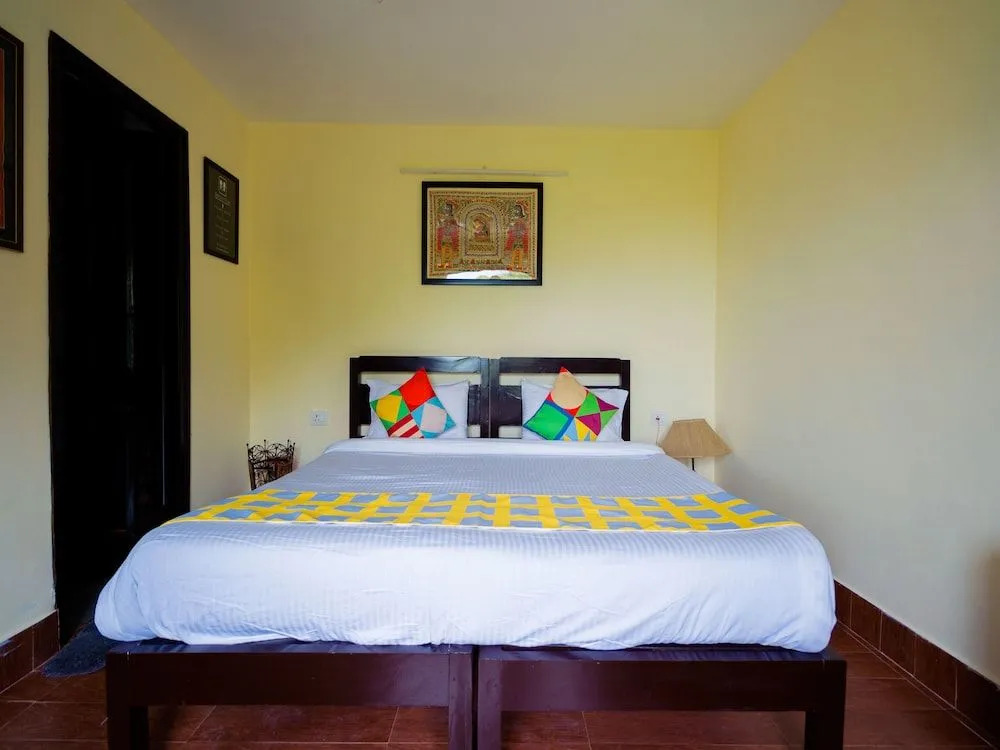 OYO 14137 Home Valley Studio Kempty Road