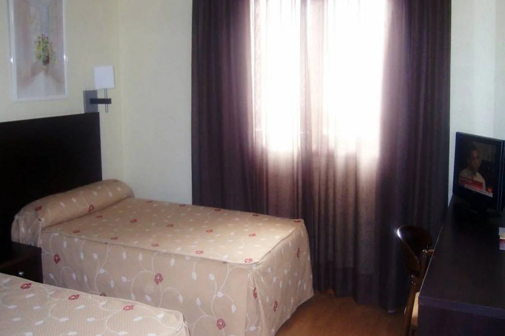 Hotel Tudanca-Aranda II