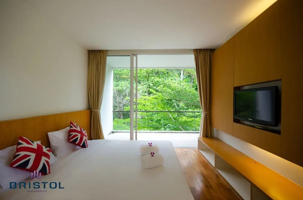 Natural Sea View 2 Bedrooms Apartment