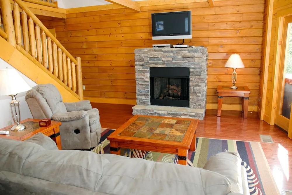 HARVEST MOON - 3 Br Cabin
