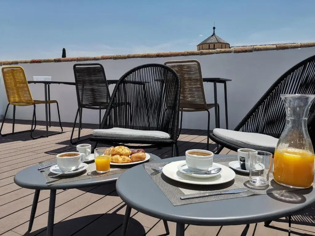Hotel Boutique Caireles