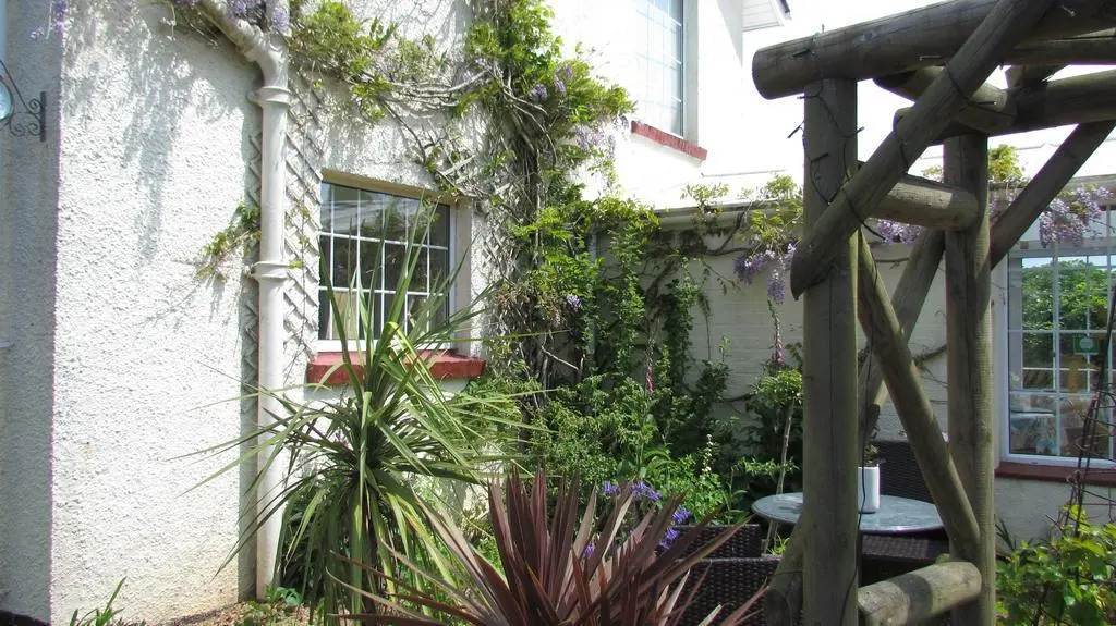 Dovers House