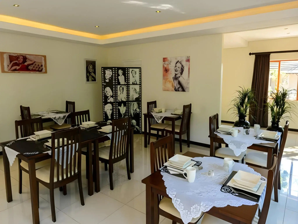 Biggy Best Boutique Hotel & Self Catering Cottages