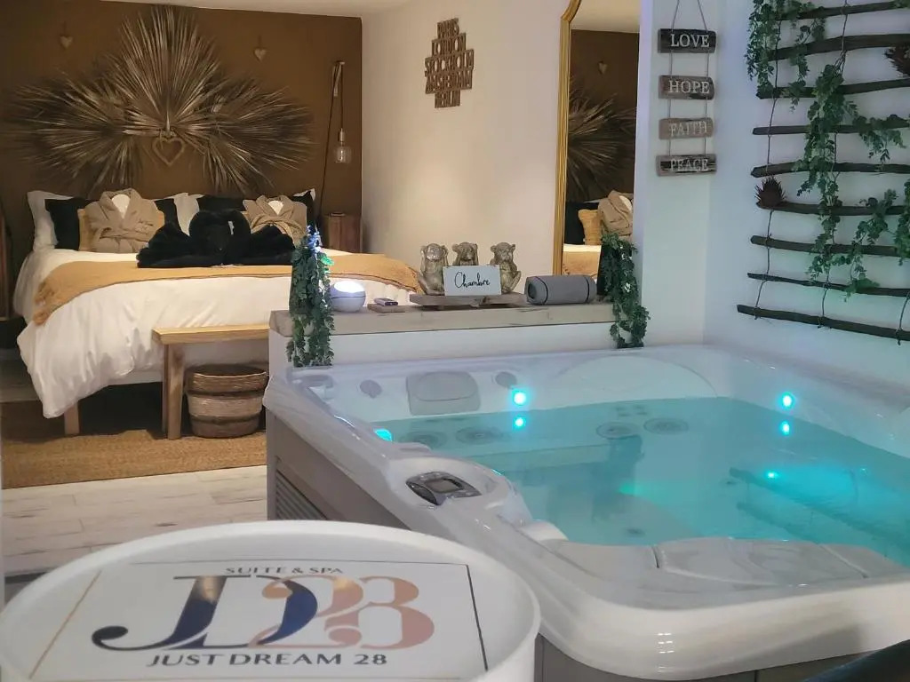 Suite & SPA Just Dream 28 (Adults Only)