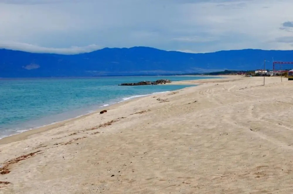 Clean Apartment Near Beach - Marinella Mare II