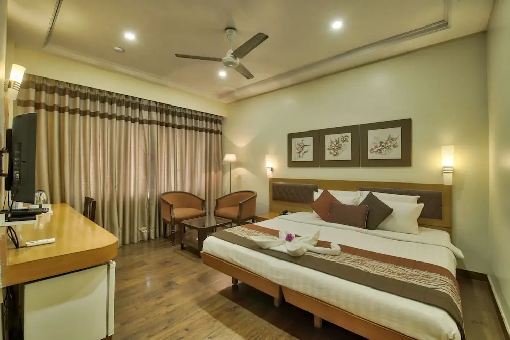 World Choice Vishwaratna Prestige Hotel