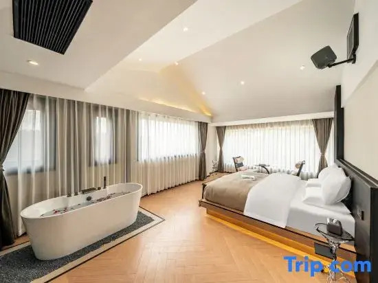 Lijiang Yinxin private design courtyard