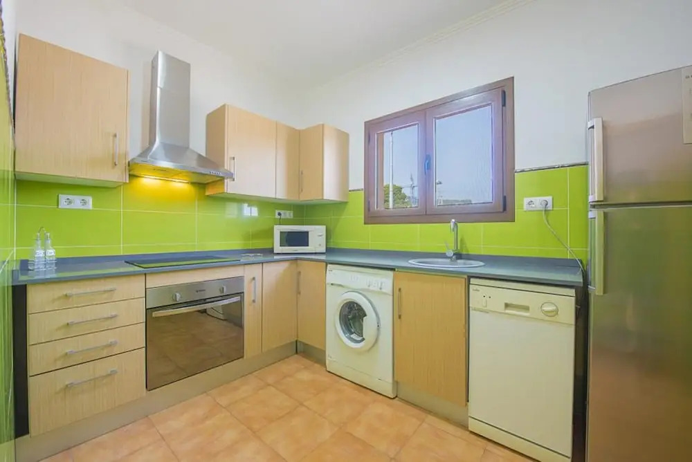 Villa - 4 Bedrooms with Pool and WiFi - 106405