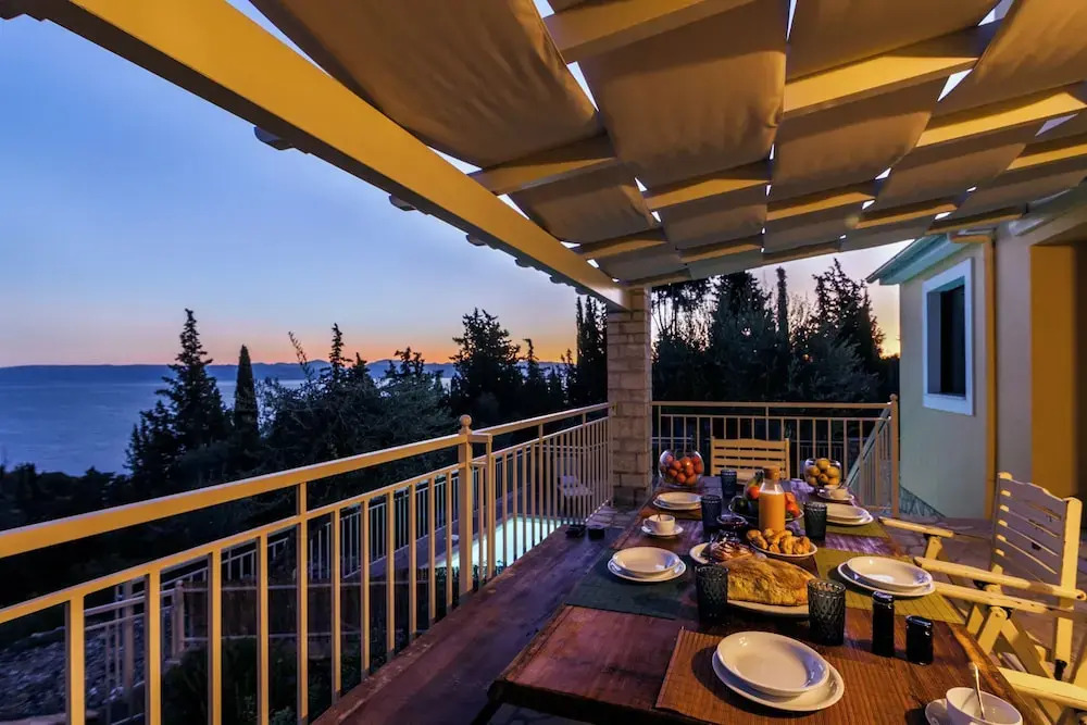 Villas Muscallas by Konnect, 200m from the Beach