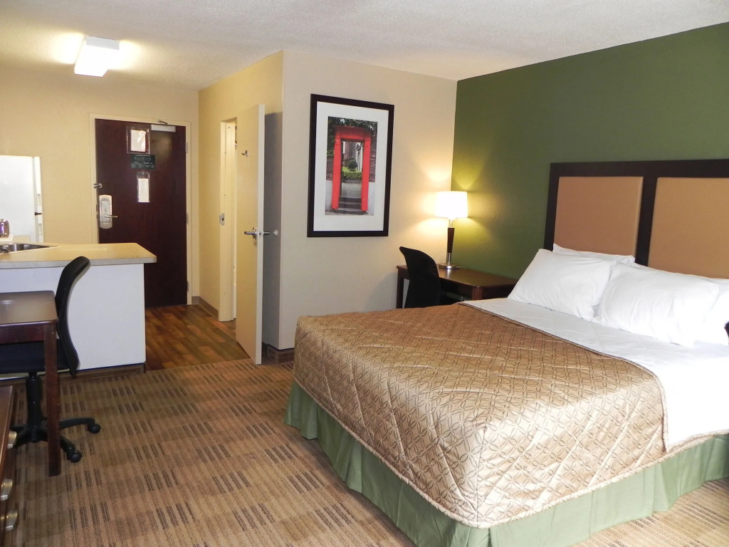 Extended Stay America Select Suites - Charlotte - University Place