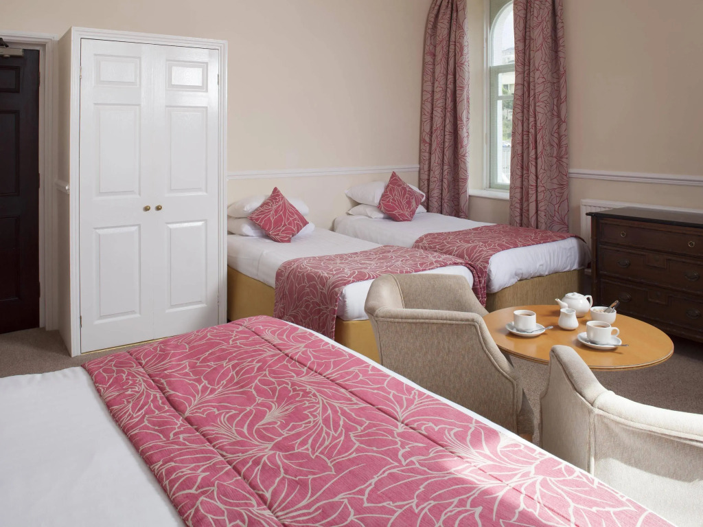 Abbey Sands Hotel
