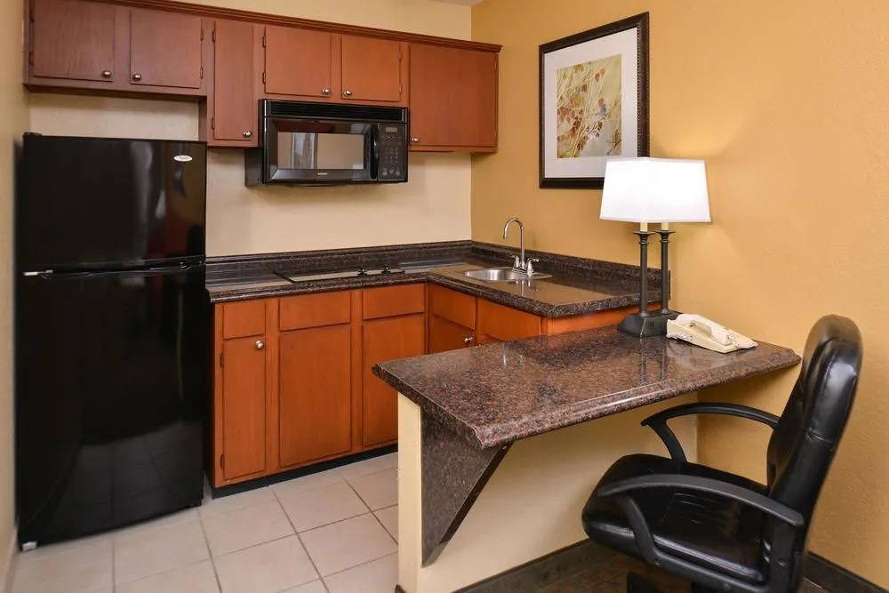 Red Lion Inn And Suites