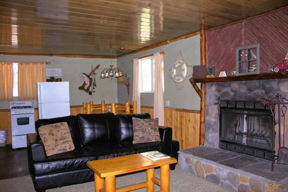 Goldmine Lodge