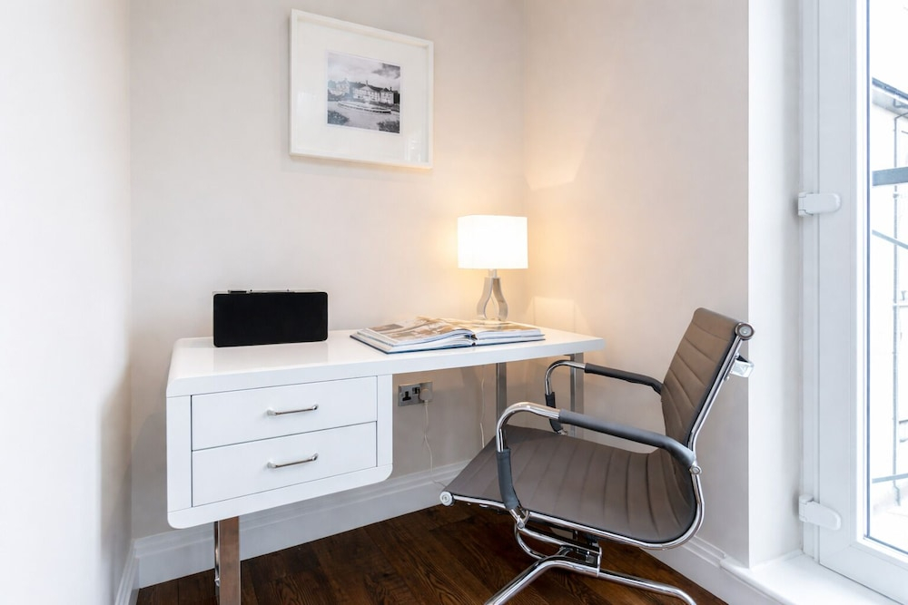 Roomspace Serviced Apartments - Trinity House
