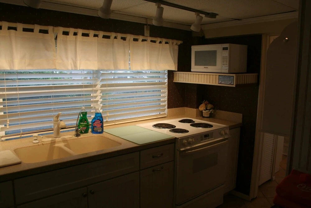 Bay Mar Bungalow 1 in Fort Myers Beach