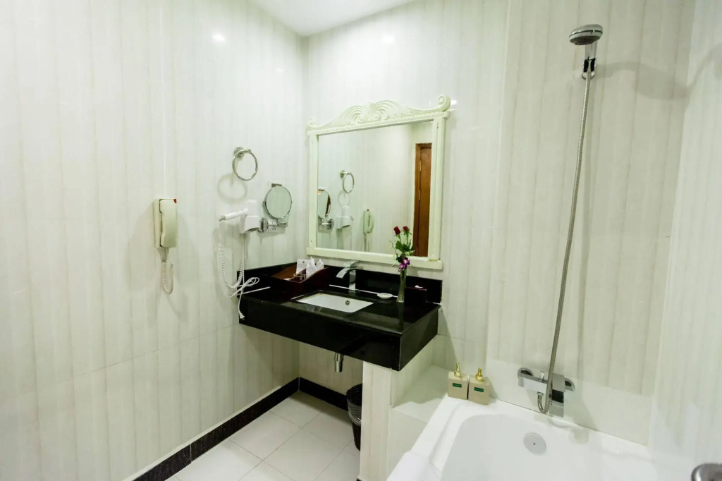 Green Palace Hotel