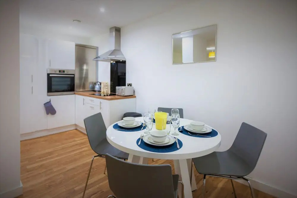Beautiful Apartments in Media City