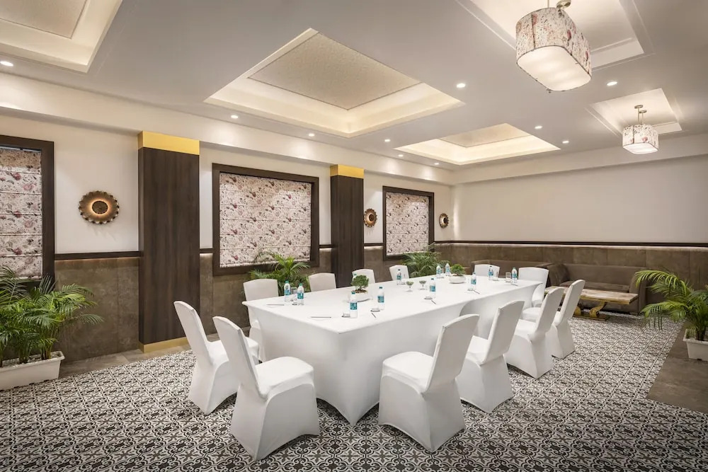 Palasa Hotel