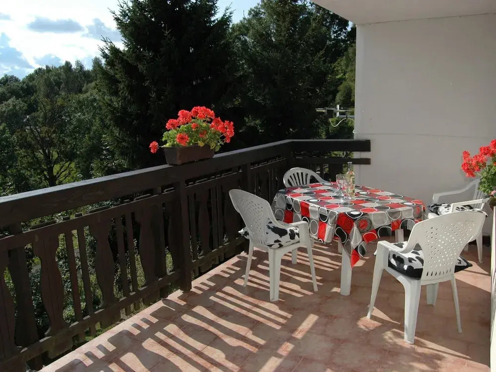 Spacious Cottage in the Giant Mountains, Near the Ski Slopes