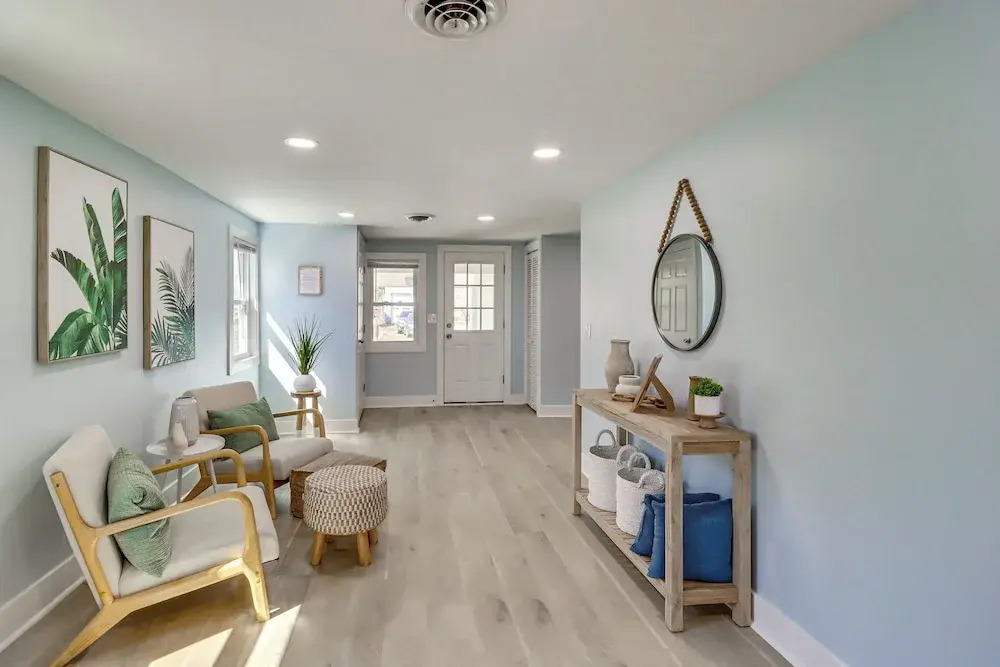 Bayfront Maryland Retreat w/ Deck, Near Beaches!