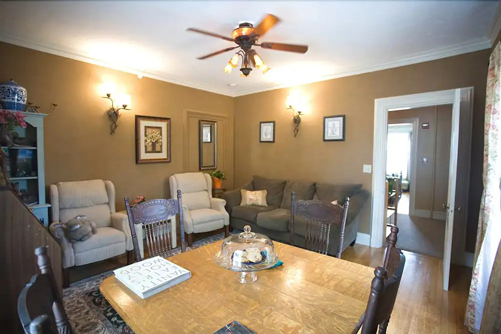 Morrill Mansion Bed & Breakfast