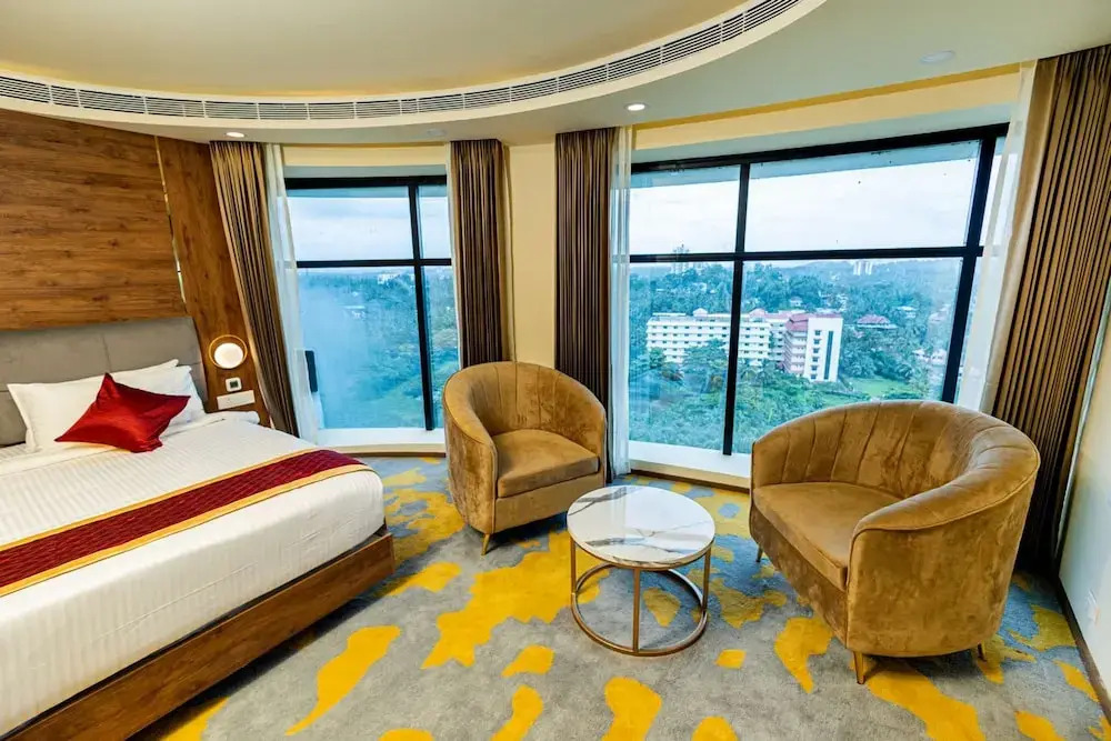 Ascot Hotel