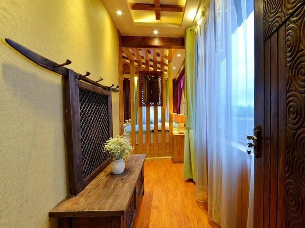 Lijiang Flowers Lanting Boutique Resort Inn