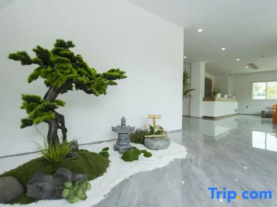 Xiamen Yuehaishu Hotel (Huangcuo Beach Branch on Huandao Road)