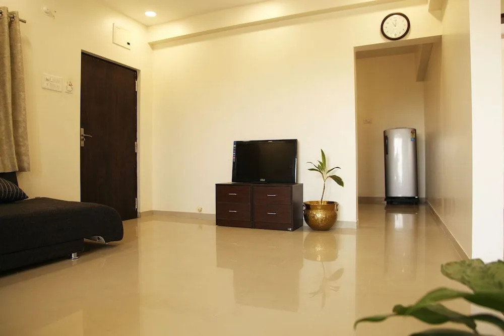 Saburi Service Apartments