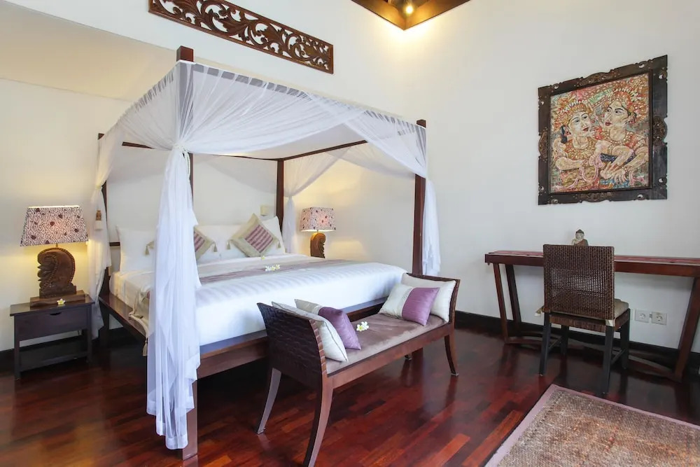 Puri Tirta Villas