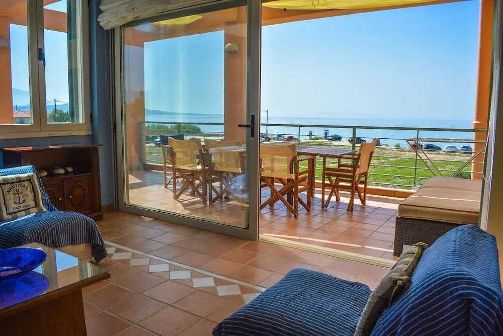 Alekos Beach Houses-Sundance Beach Resort