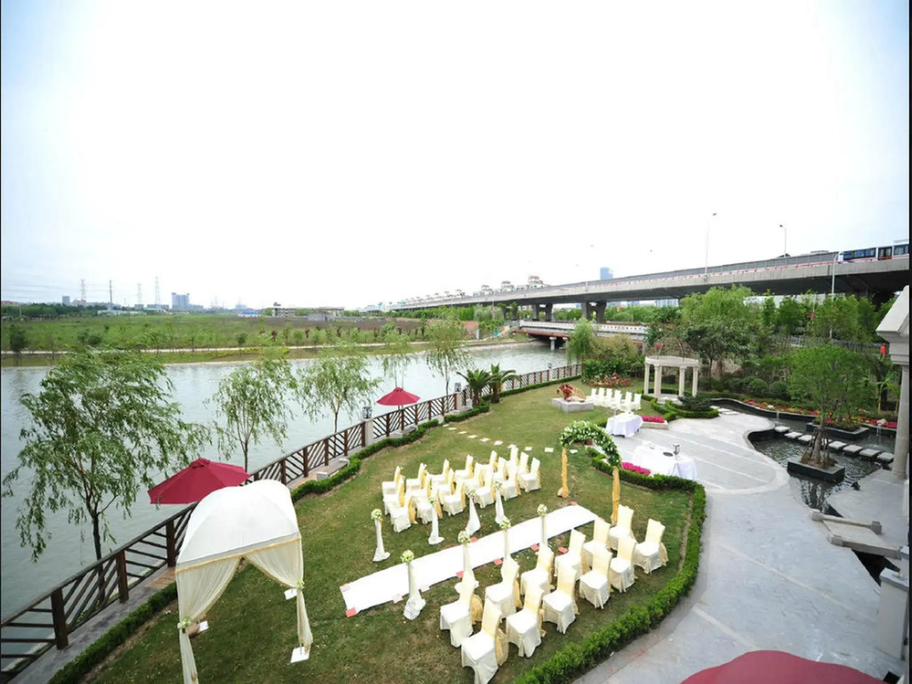 New Century Manju Hotel @SNIEC