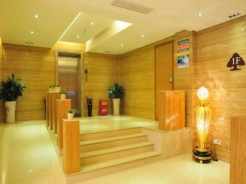 Green Tree Inn - Jiujiang Baibaoli