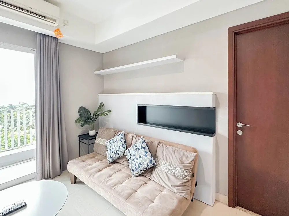Pleasant And Strategic 1Br At Grand Sungkono Lagoon Apartment