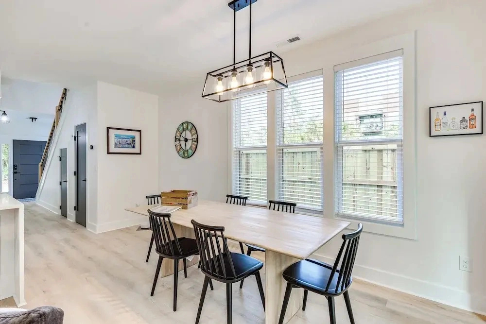 2 Mi to Historic Dtwn Wilmington: Luxe 3BR Home