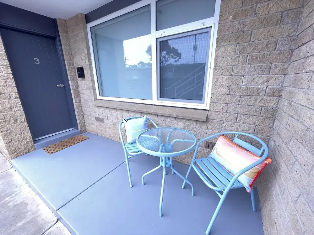 Botanic Racecourse Apartments
