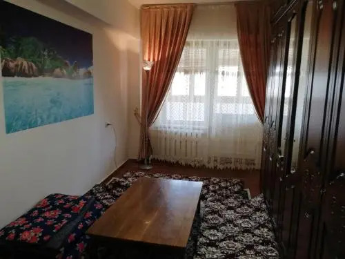 3BR Chorsu