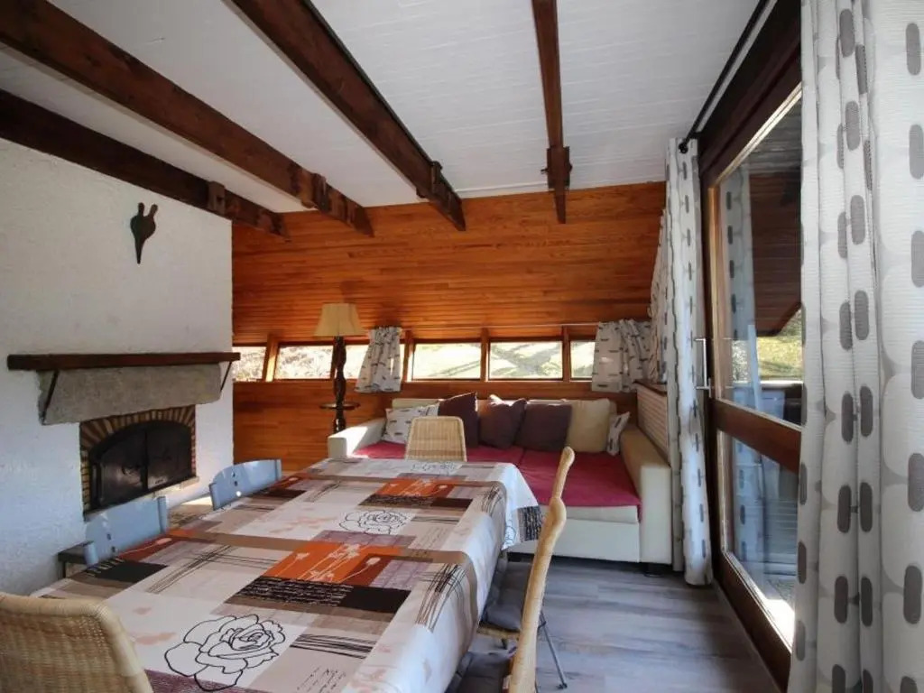 Chalet Mont-Dore 9 pers, cheminée, terrasse, WiFi - FR-1-608-88
