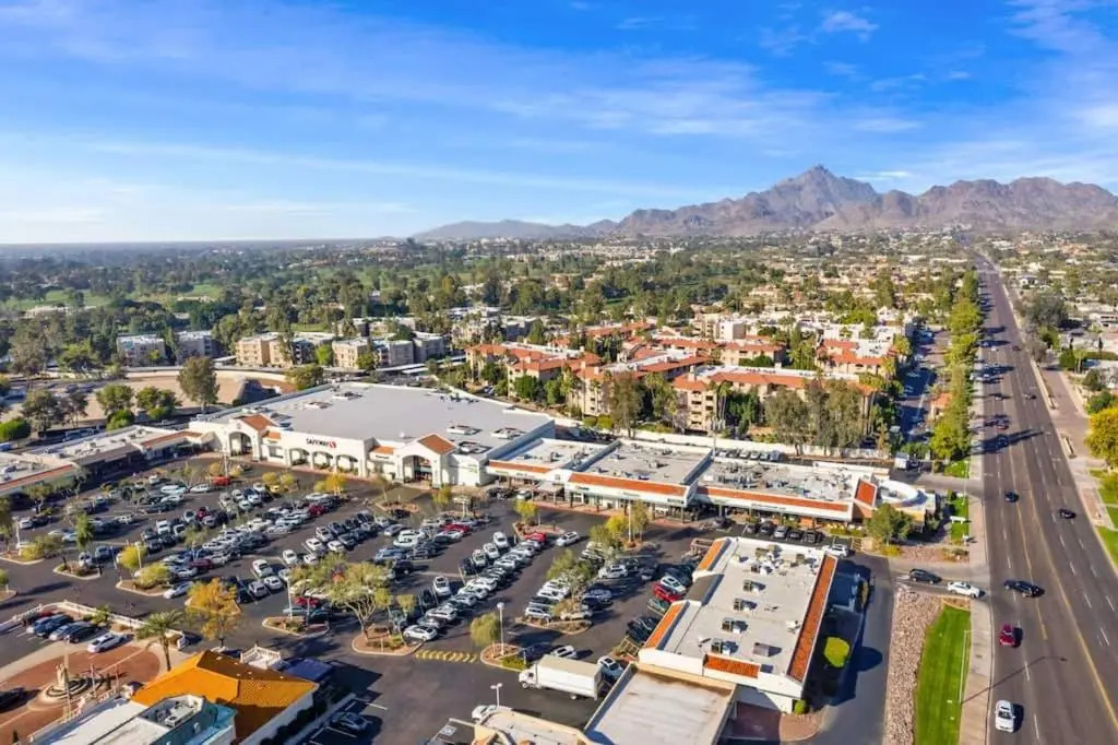 Beautiful Newly Remodeled 2-bdrm Biltmore Condo!