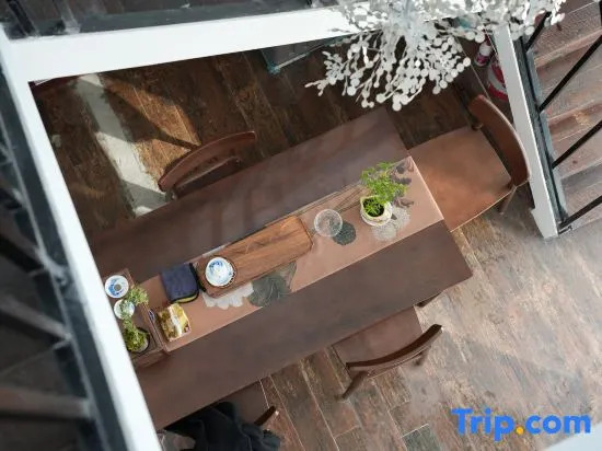 Xiangmo Homestay (Yuyao Jingxiang Branch)