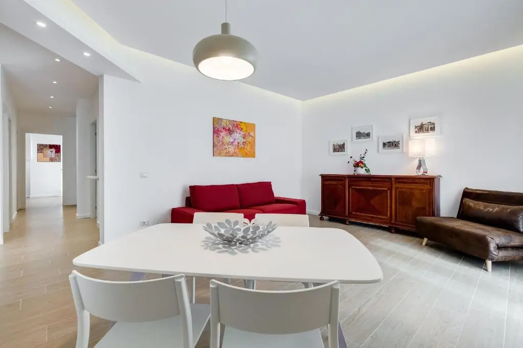 Lovely  3 rooms apartment close Trastevere Station