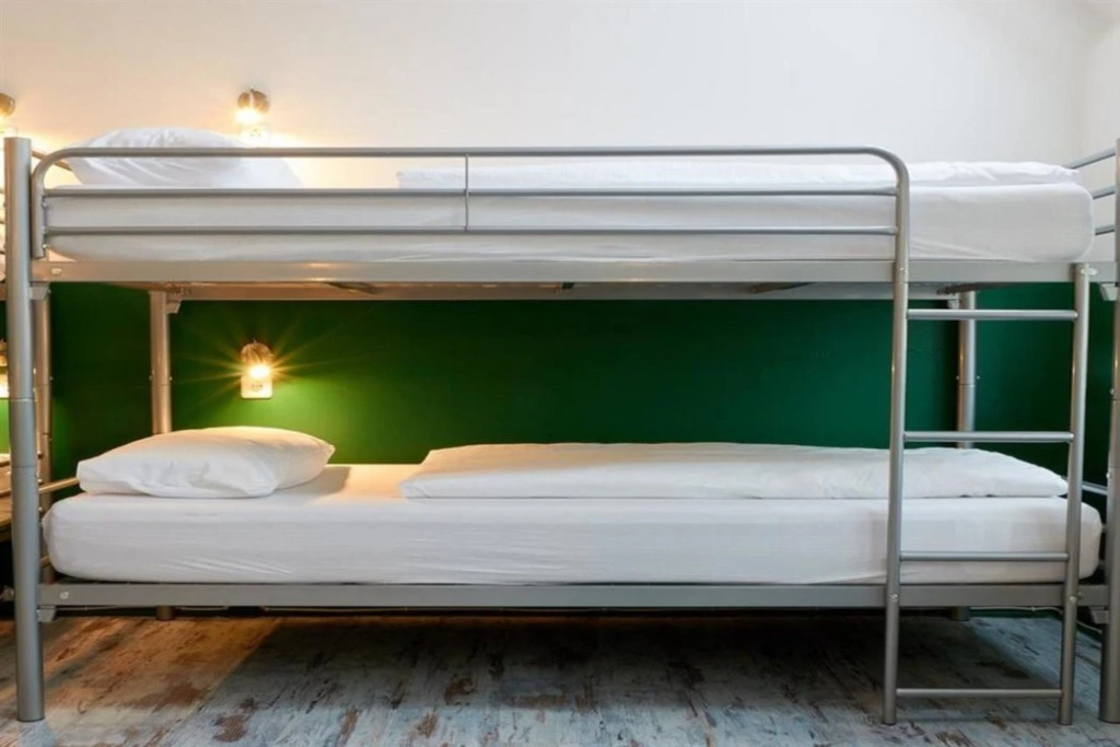 Ballhaus Berlin Hostel