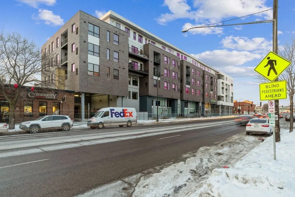 Kasa Lowry Hill Minneapolis