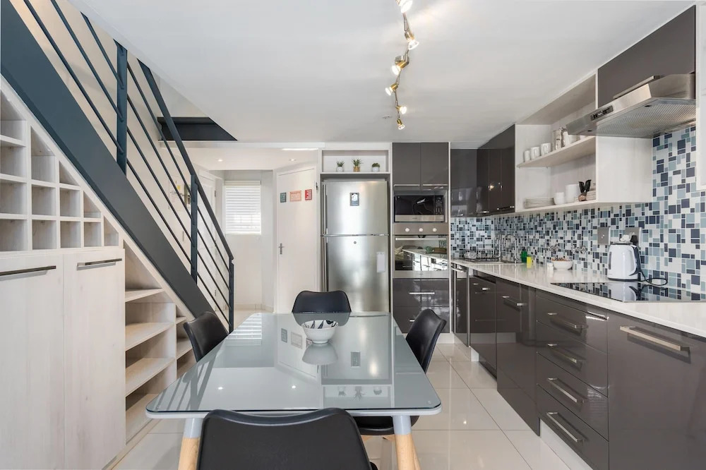 Sutton Place 57
